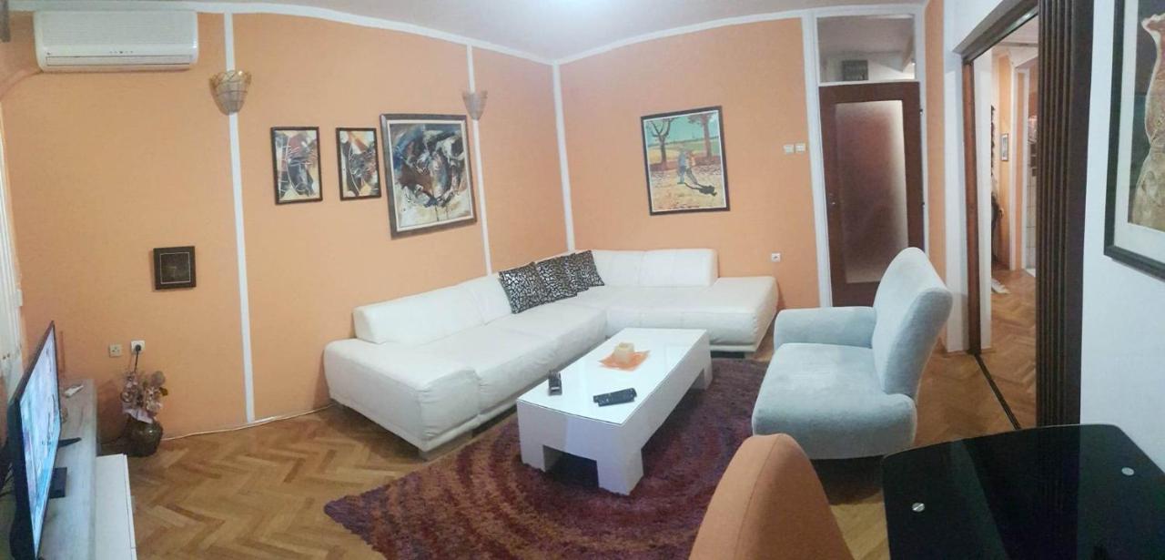 Shangri La Residence Ni Esterno foto