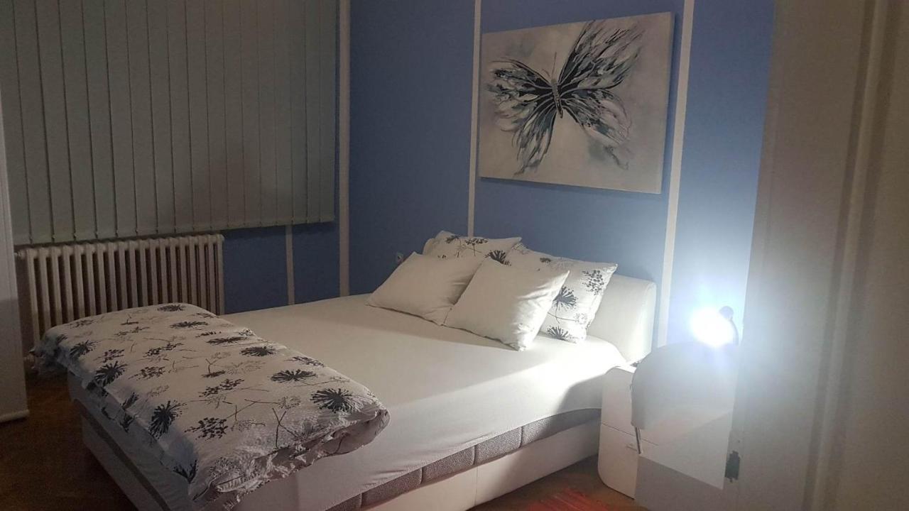 Shangri La Residence Ni Esterno foto