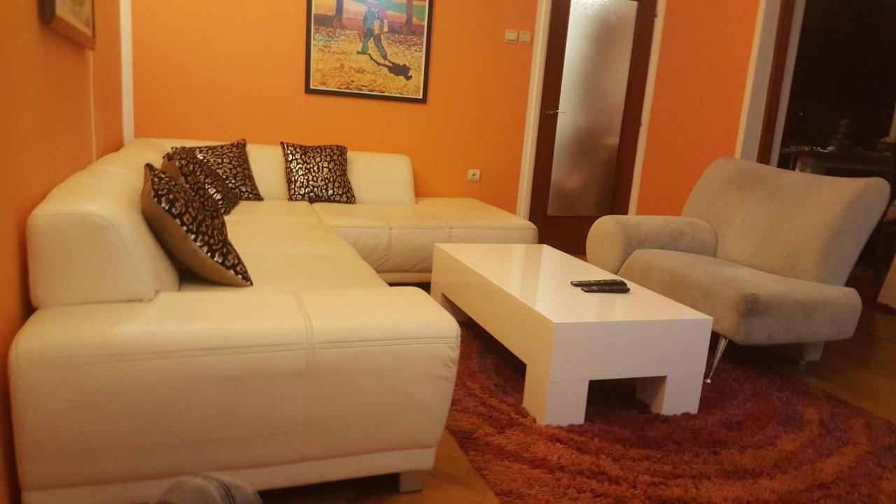 Shangri La Residence Ni Esterno foto