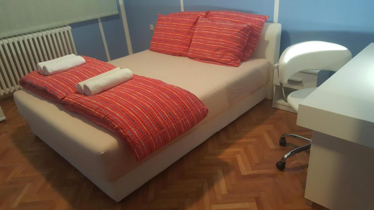 Shangri La Residence Ni Esterno foto